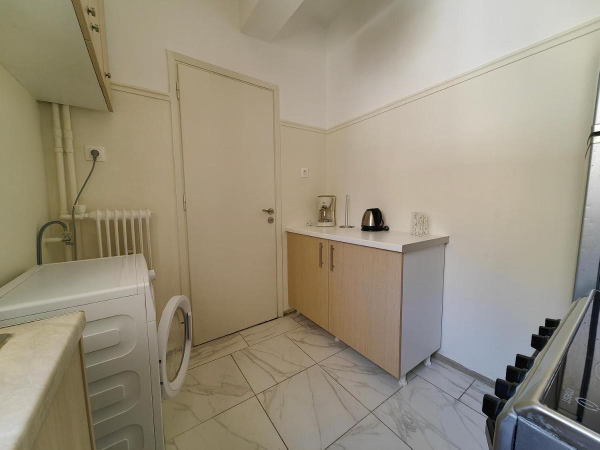 Demetra - Koukaki center apartment Athena Bagian luar foto